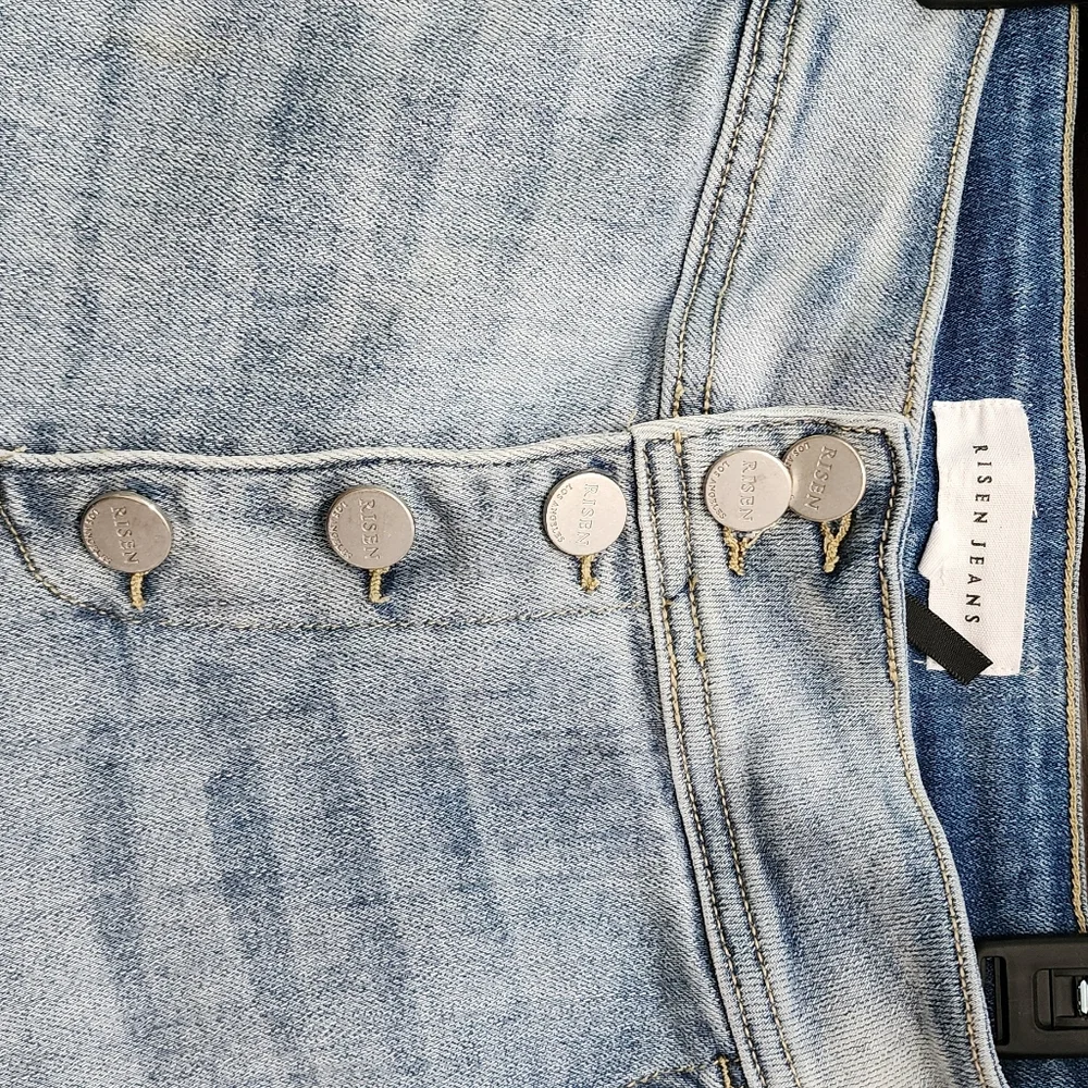 Risen Jeans – Size 5/27✨ Wide Leg | Light Distressed | Button Fly - Picture 2 of 4